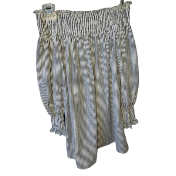 NWOT Striped off the shoulder blouse - Picture 1 of 3